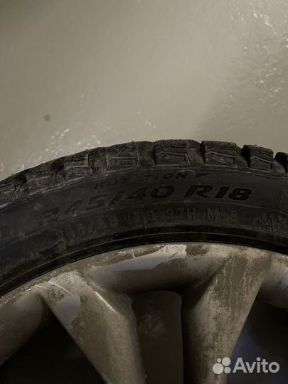 Pirelli Ice Zero 2 245/40 R18 97H