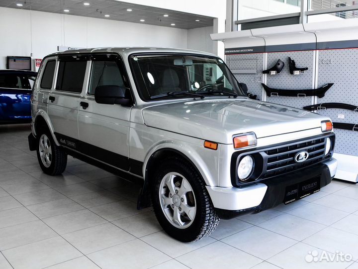 LADA 4x4 (Нива) 1.7 МТ, 2018, 62 000 км