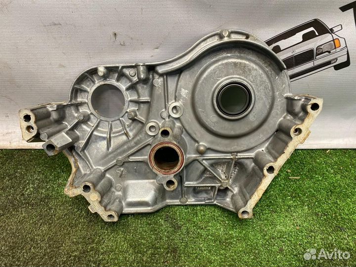 Крышка передняя ГБЦ Mercedes-Benz M120