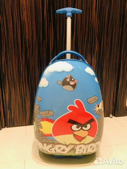 Чемодан на колесах детский