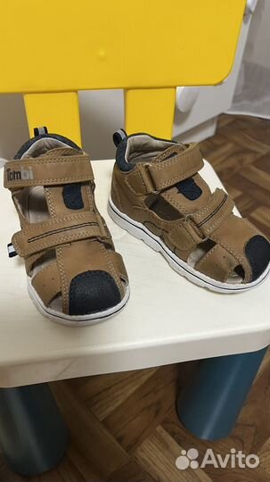 Сандалии для мальчика 23 р