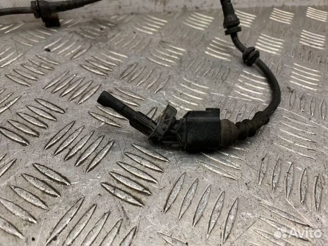 Датчик ABS задний правый Volkswagen Passat B6