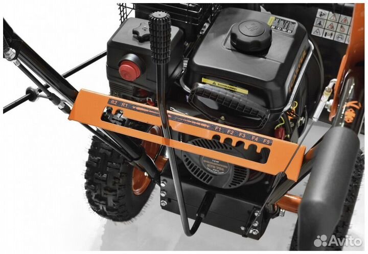 Снегоуборщик бензиновый Carver STG-756 самоходный