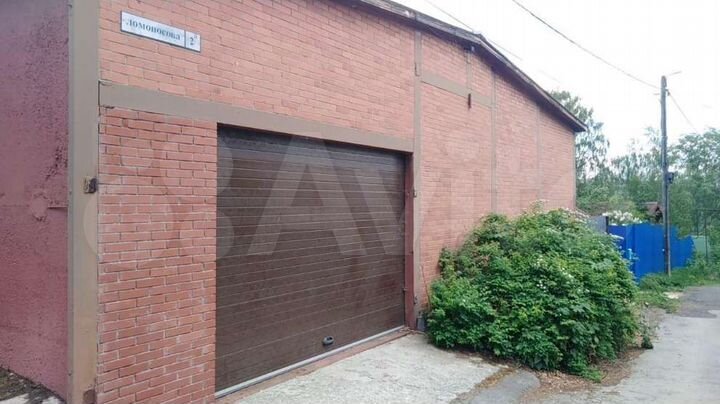 Дом 486,9 м² на участке 12 сот.