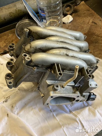 Впускной коллектор audi