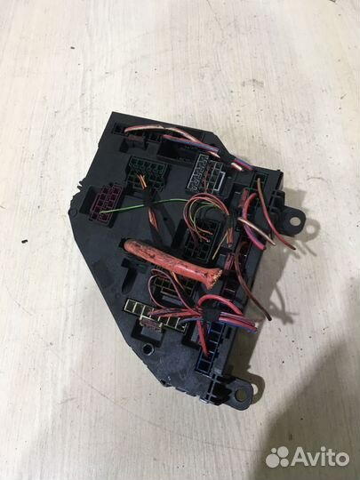 Блок предохранителей Bmw f10