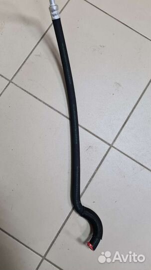 Трубка гура Лада Xray 8450022636