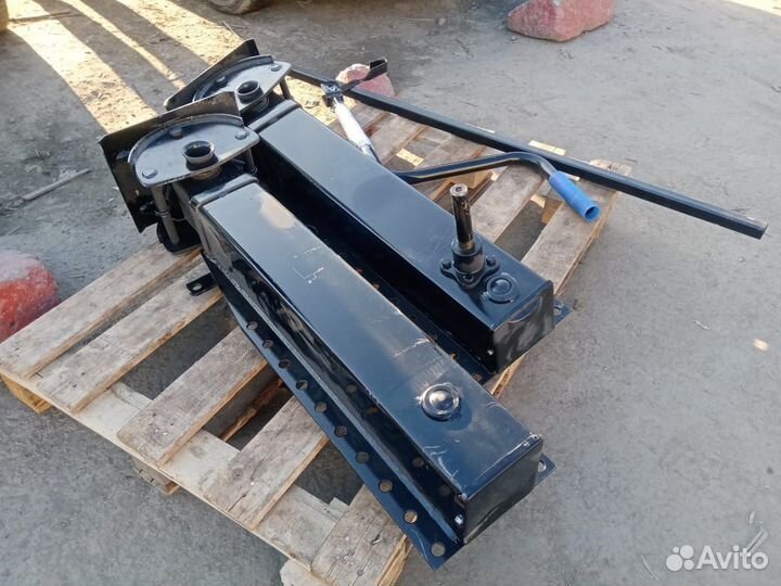 Опорное устройство для полуприцепа