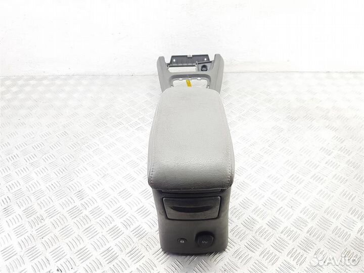 Подлокотник Renault Laguna