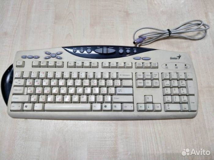 Клавиатура PS/2 белая мультимедия