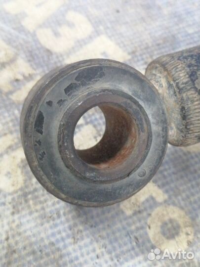 Задняя стойка амортизатора Lifan Solano седан 2011