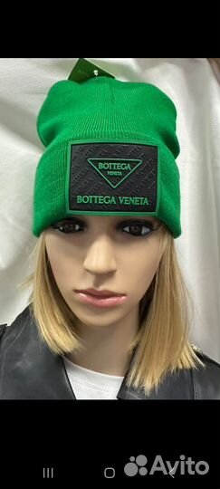 Женская шапка