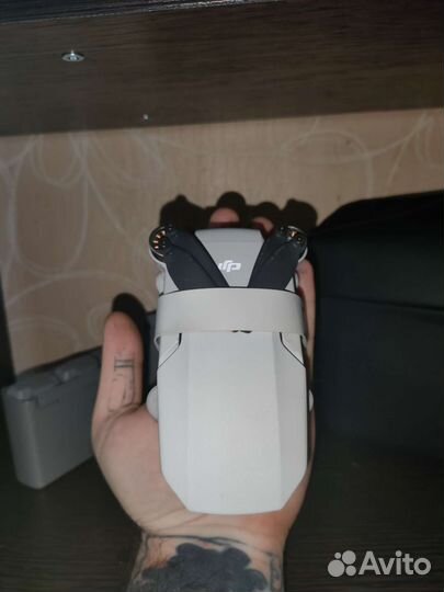 Квадрокоптер DJI Mini 2 fly more combo