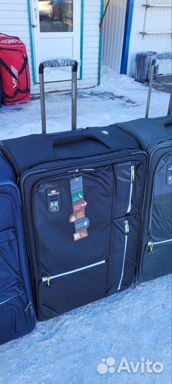 Чемодан на колесах mironpan