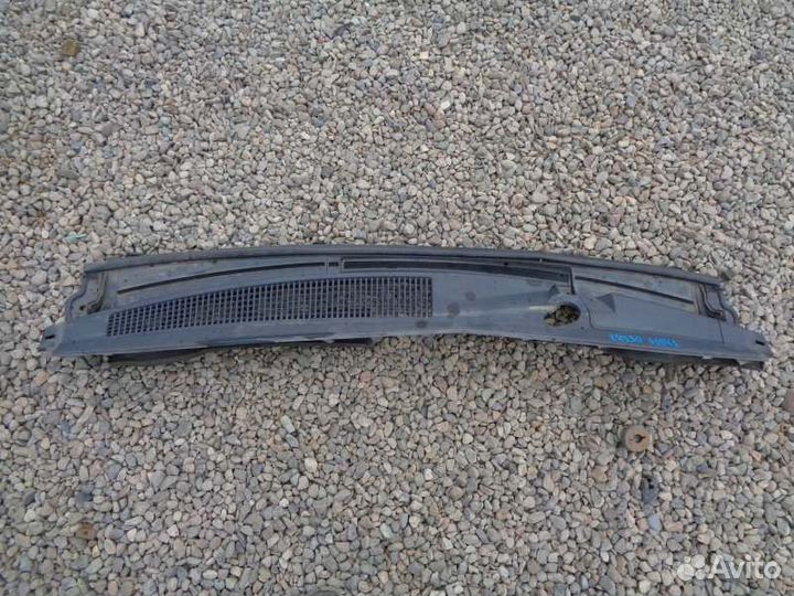 Жабо Toyota Vitz KSP130 1KR-FE 2011/5