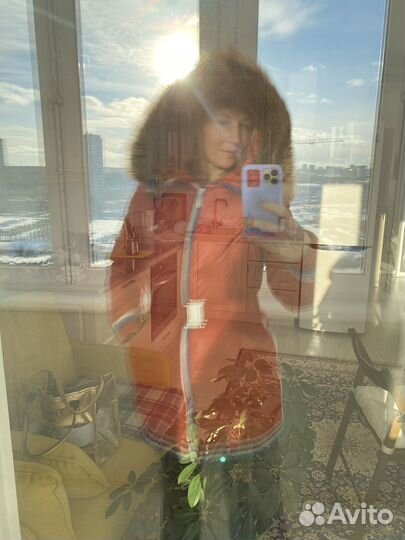 Пуховик женский 46 48 размер с мехом лисы