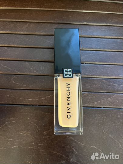 Givenchy prisme libre skin caring glow оригинал