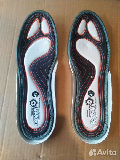 Треккинговые кроссовки bona