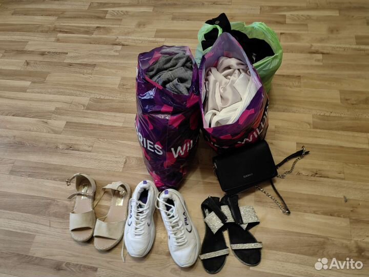 Женские вещи пакетом