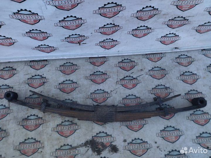 Рессора задняя Mitsubishi Canter FE53EC 4M51 2000