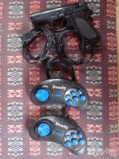 Комплект джойстиков и пистолет