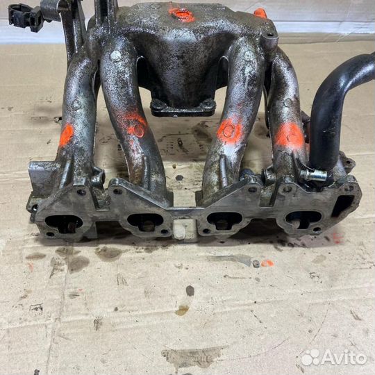 Коллектор впускной Nissan Presea 2 R11 1995-2000 г