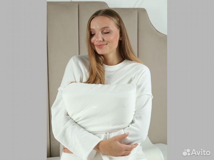 Анатомическая подушка для сна с эффектом памяти