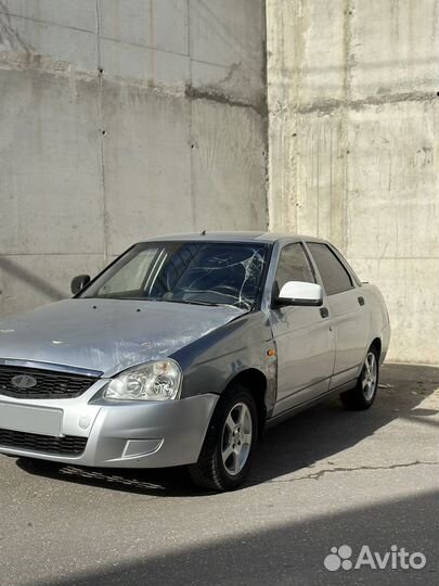 LADA Priora 1.6 МТ, 2011, битый, 178 000 км