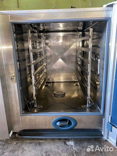 Пароконвектомат Rational SCC 61