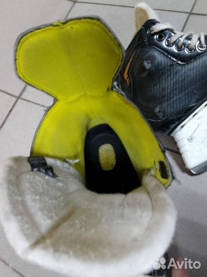 Хоккейные коньки bauer s27