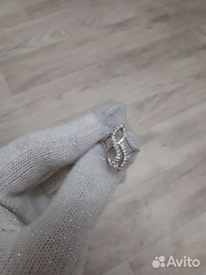 Серебряное кольцо