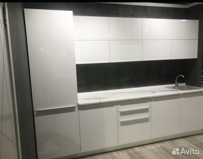 Модульная кухня в наличии
