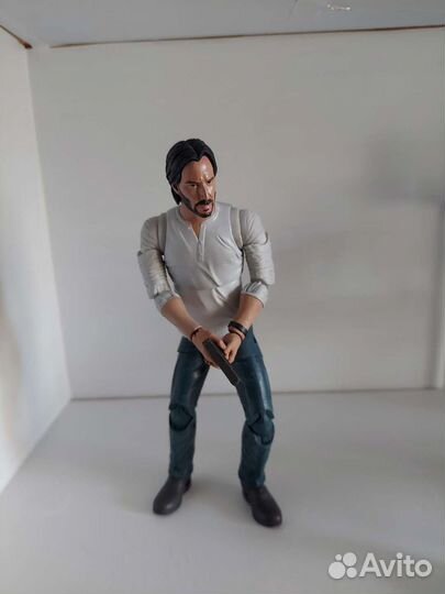 Casual John Wick Diamond Select фигурка