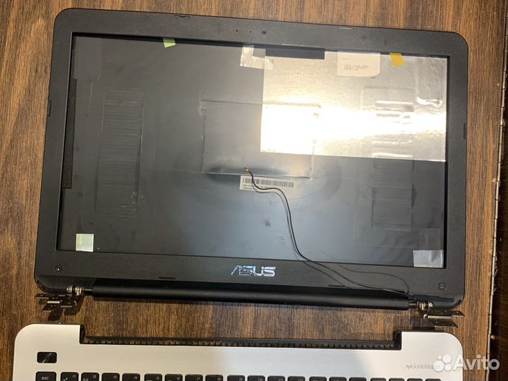 В разбор ноутбук asus X555L x555