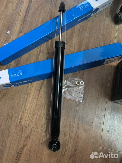 Амортизатор задний VW Polo