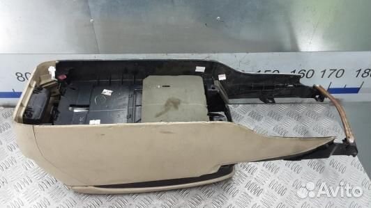 Подлокотник центральный lexus RX 3 (1NN33IX01)