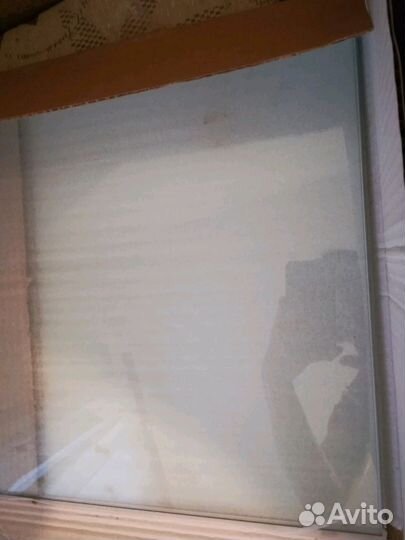 Стеклянные полки