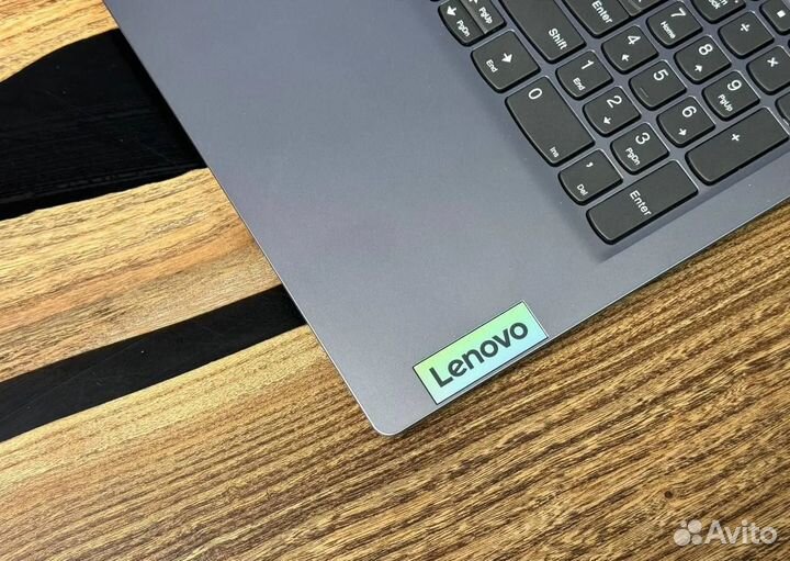 Ноутбук Lenovo Slim 3 (Ryzen 7th, 8+256GB SSD M.2)