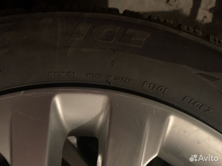 Bridgestone Blizzak Ice 205/55 R16