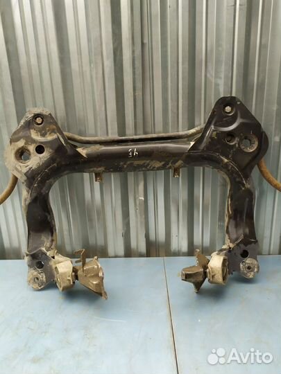 Балка пер. Audi 100 45 к