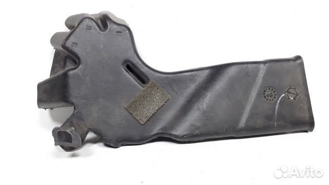 Воздухозаборник (внутри) Cadillac Escalade III 2006-2014