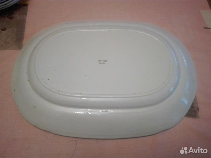 Блюдо и тарелки 1920г