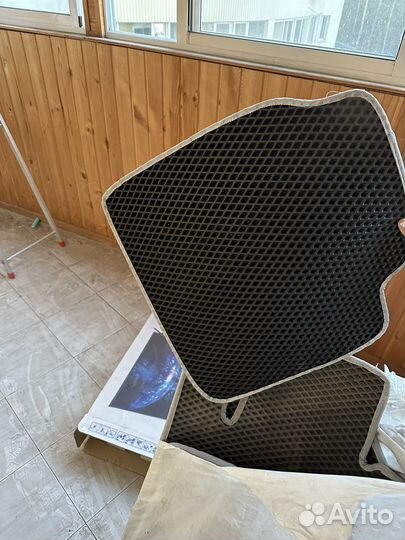 Автомобильные коврики eva