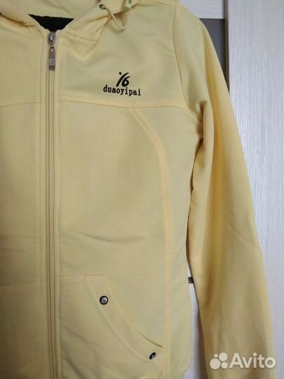 Спортивный костюм