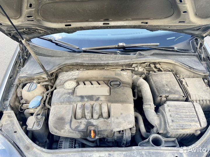 Volkswagen Jetta 1.6 МТ, 2010, 214 000 км