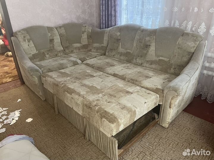 Продам угловой диван