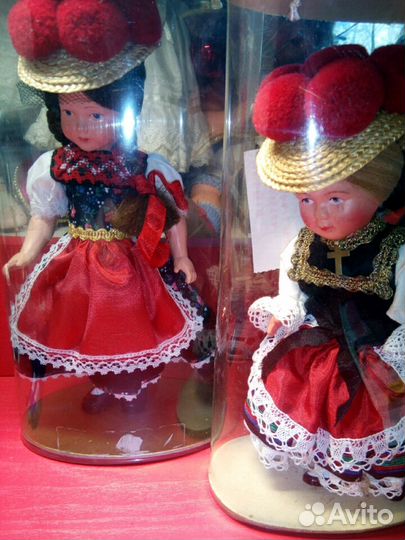 Красивая винтажная куколка из целлулоида