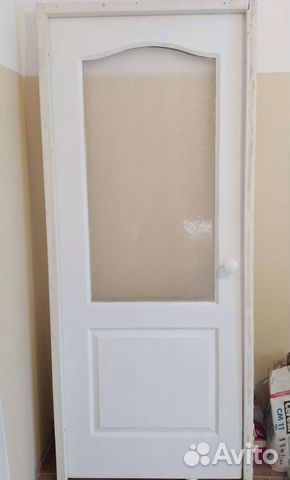 Внутренняя дверь 800мм остеклённая с коробкой