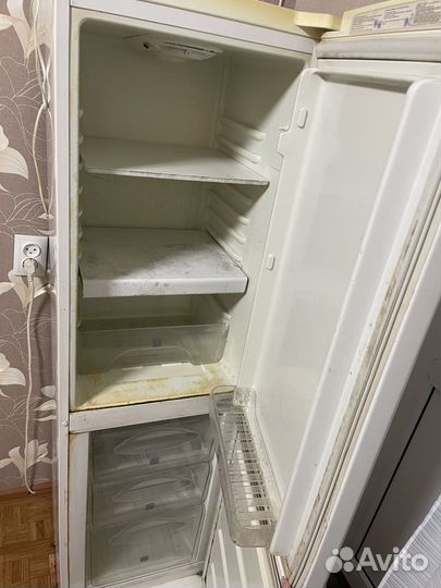 Холодильник бу маленький