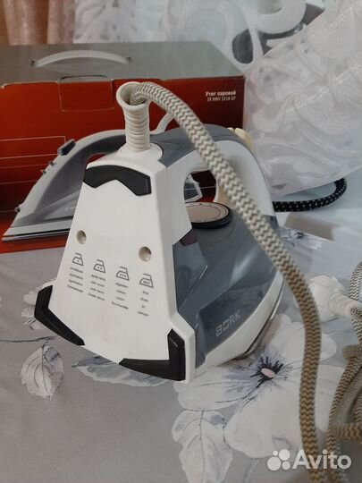 Паровой утюг bork в коробке